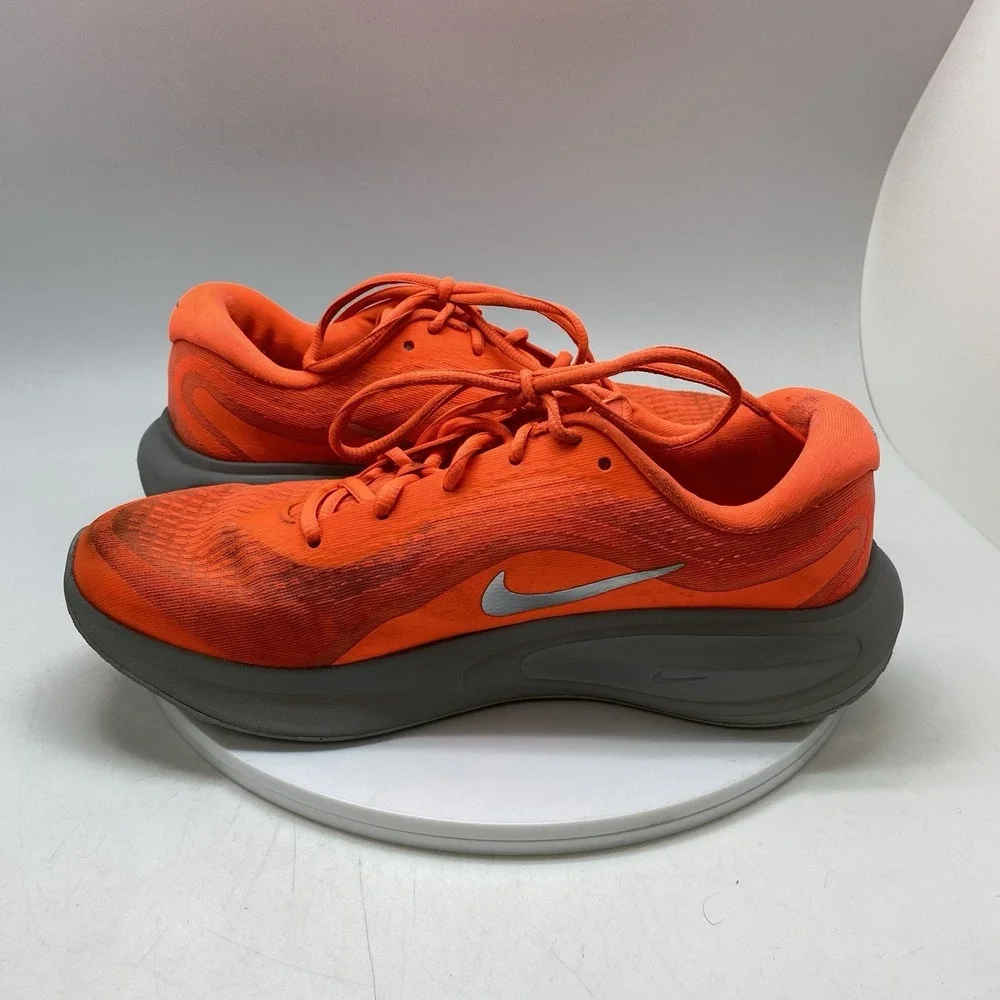 Nike Journey Run Premium Hyper Sneakers Mens 9 Orange HQ2936-800 Athletic Shoes